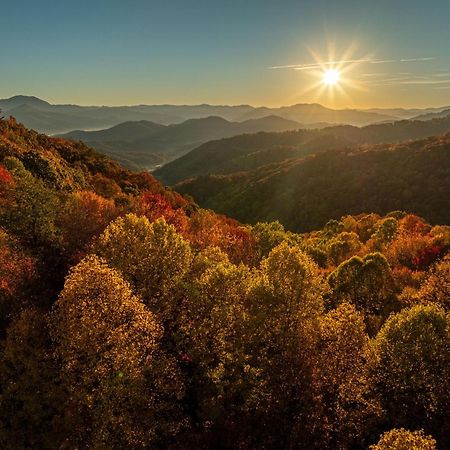 Elk & Embers Mountain Hideaway Hotell Waynesville Exteriör bild